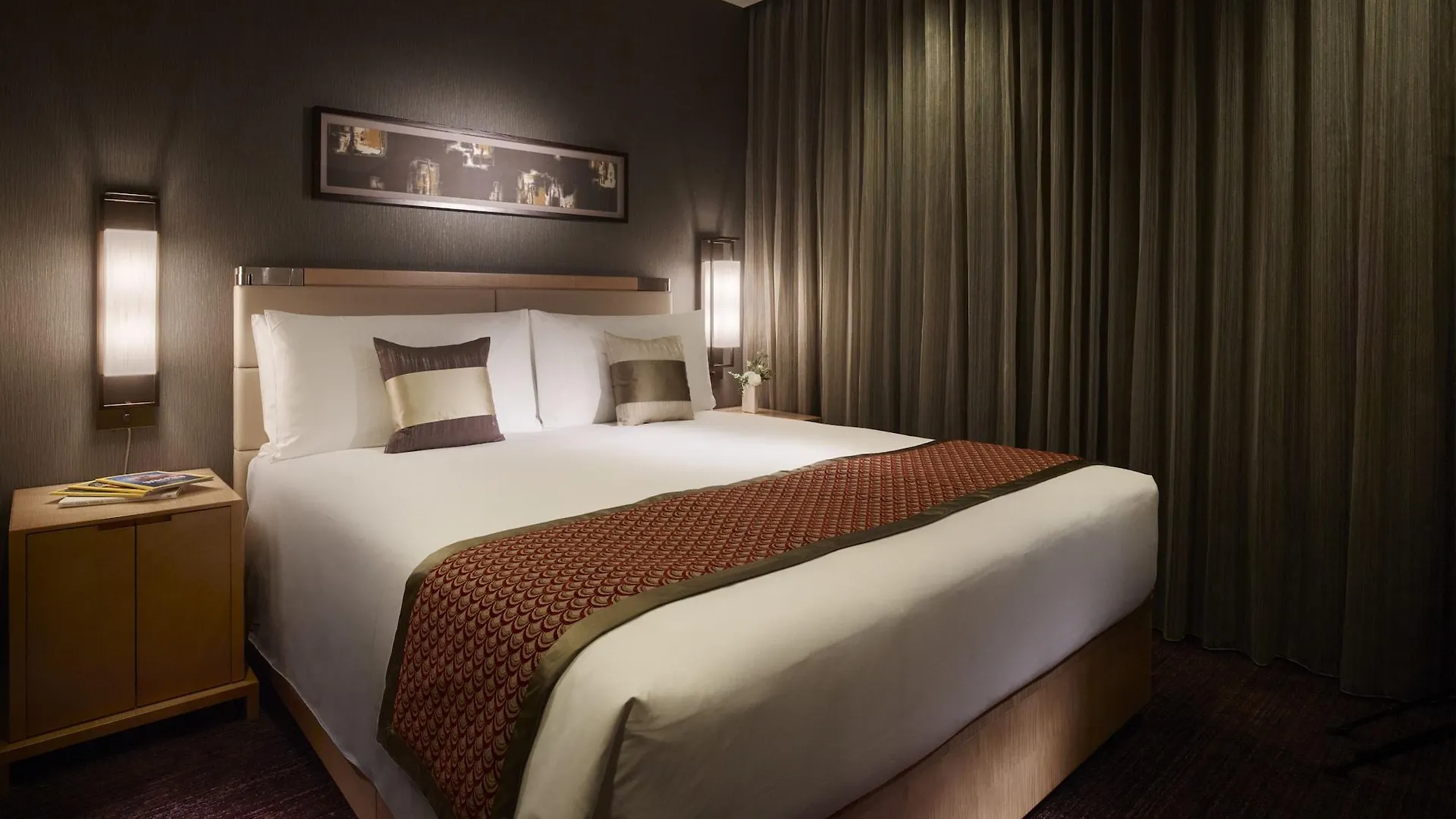 Отель Oakwood Premier Токио Япония