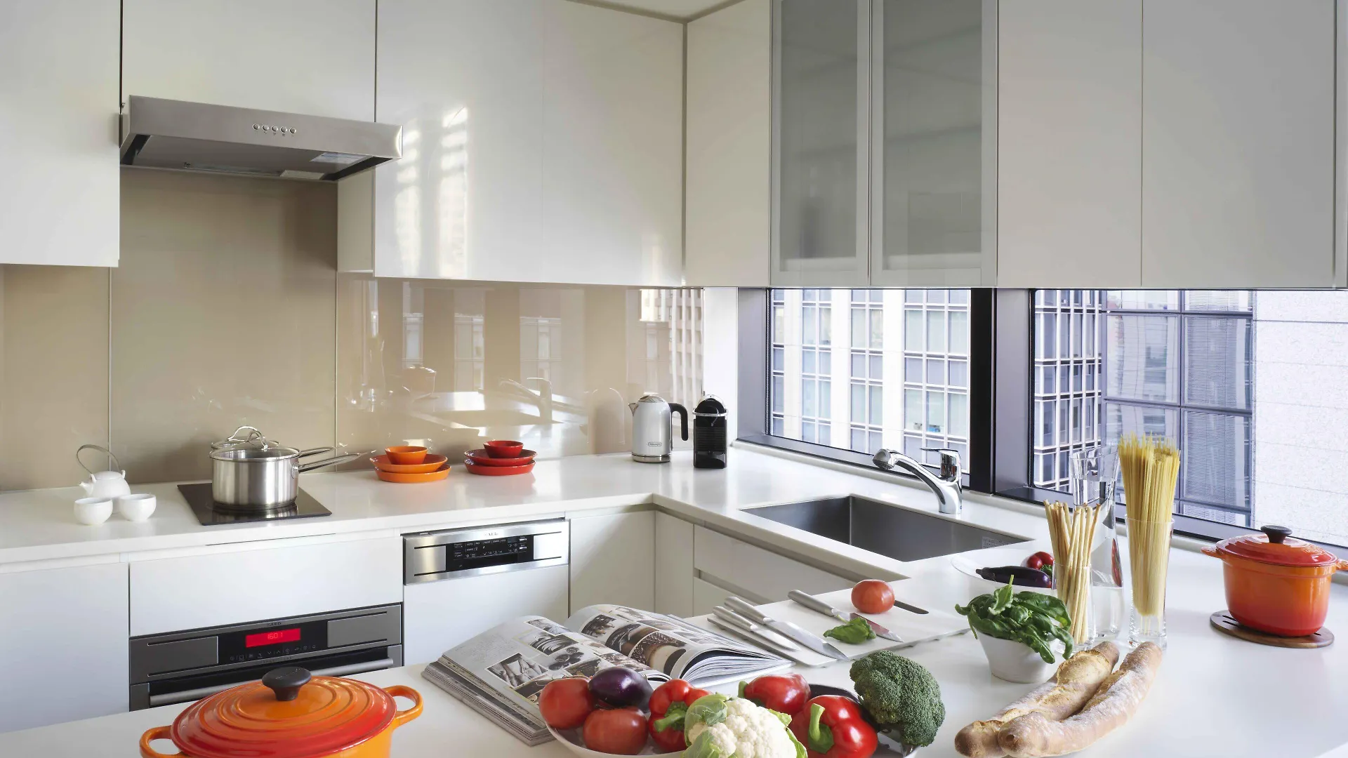 Отель Oakwood Premier Токио 5*,  Япония