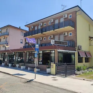 https://albergo-elena-lido-delle-nazioni.emilia-romagnahotels.net
