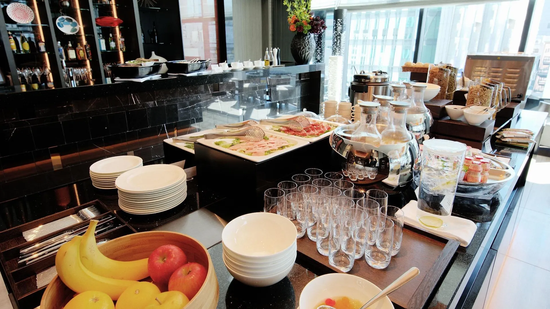 Oakwood Premier Tokyo Hotel