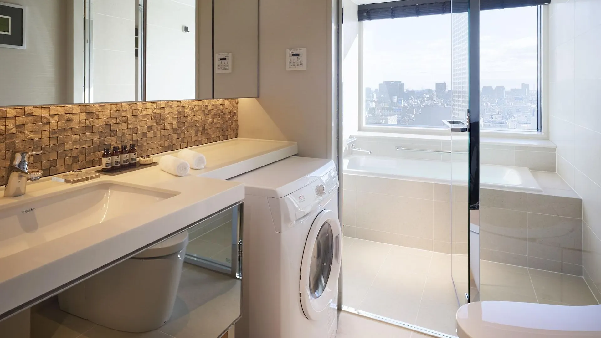 Oakwood Premier Tokyo Hotel 5*,