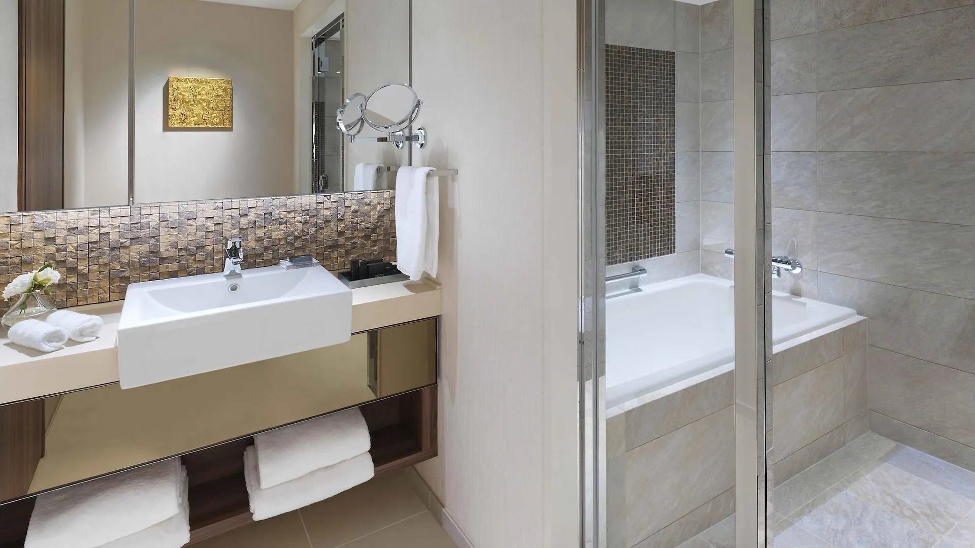 Oakwood Premier Tokyo Hotel 5*,  Japan